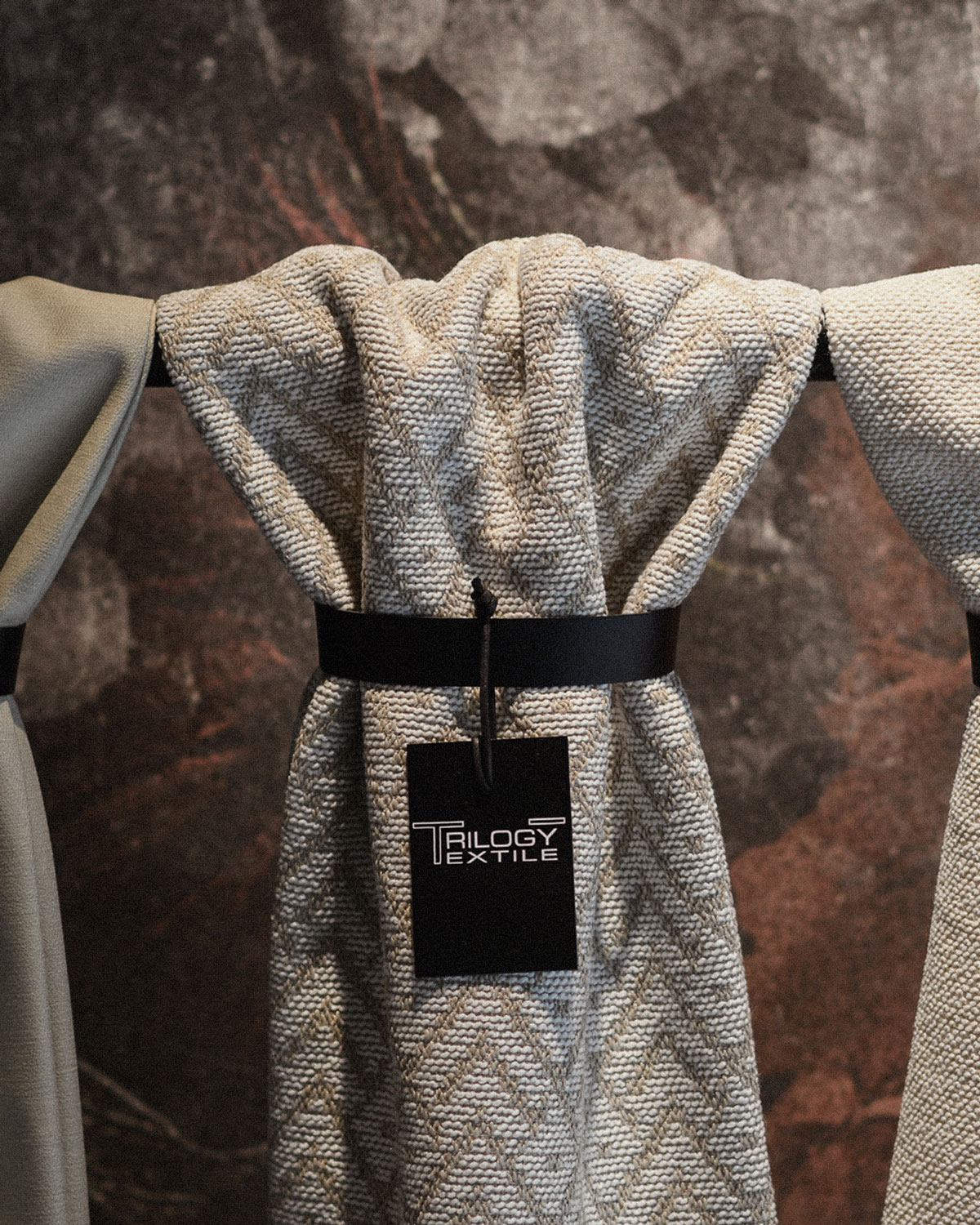 tessuti per tappezzeria poltrone. Tessuti pregiati e di lusso per arredamento.